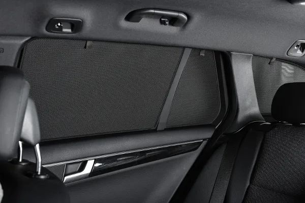 Viimeinen Mahdollisuus Aurinkosuojasarja Hyundai i30 5-ov 07-12