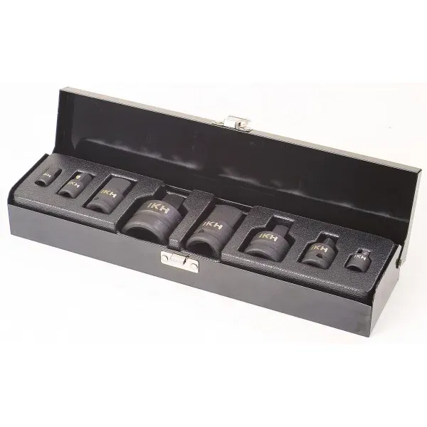 Pakollinen (Must-Have) HYLSYADAPTERISARJA 8-OS.