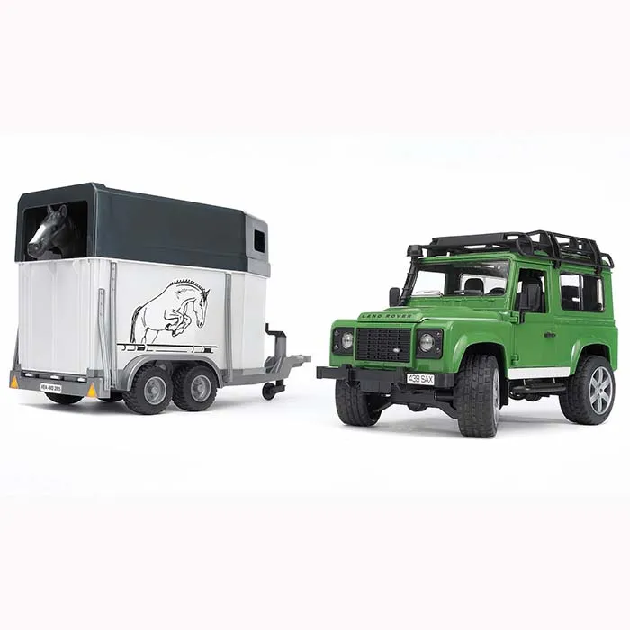 Suoraan Valmistajalta Land Rover Hevoskuljetusvaunulla