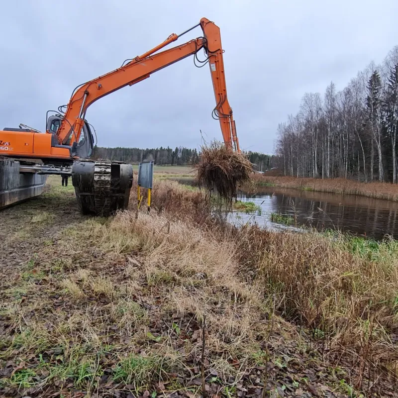Vuokrattava niittävä kauha NK7-250 Loppuunmyynti